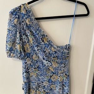ASTR the Label one shoulder blue floral dress